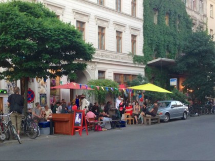 Photo: Buchhandlung Caffetteria Bar